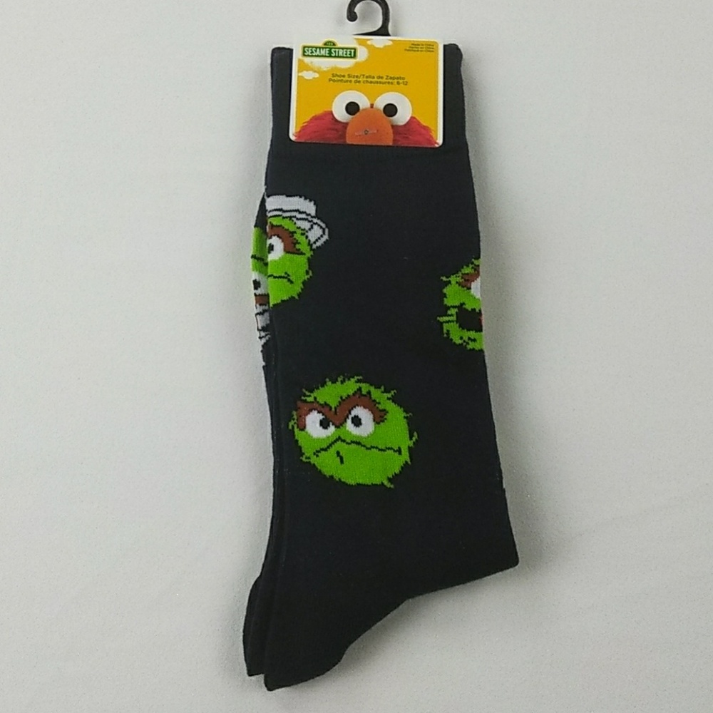 Sesame Street Oscar grouch blue crew socks